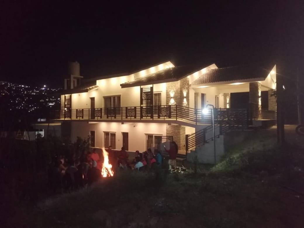 Rr Holiday Inn Kodaikanal Dış mekan fotoğraf